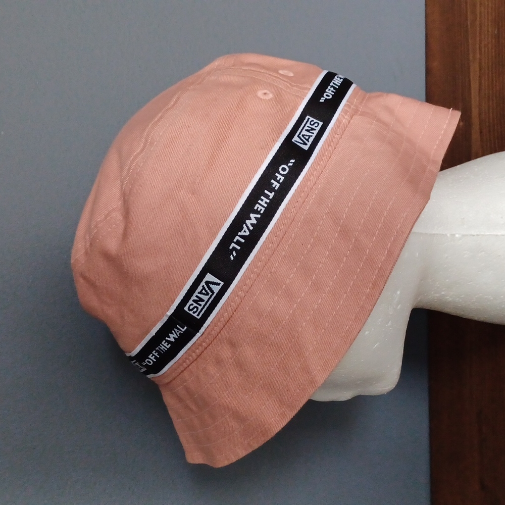 Vans hat - Picture 3 of 9